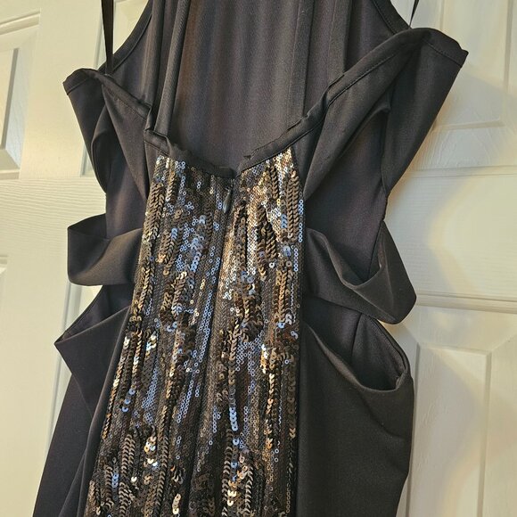 Side cut out Sequin Dress - Picture 7 of 12
